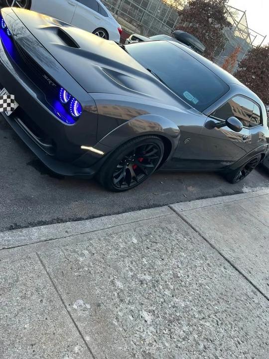 2017 Dodge Challenger SRT Hellcat 3rd Gen - Image 6 of 9