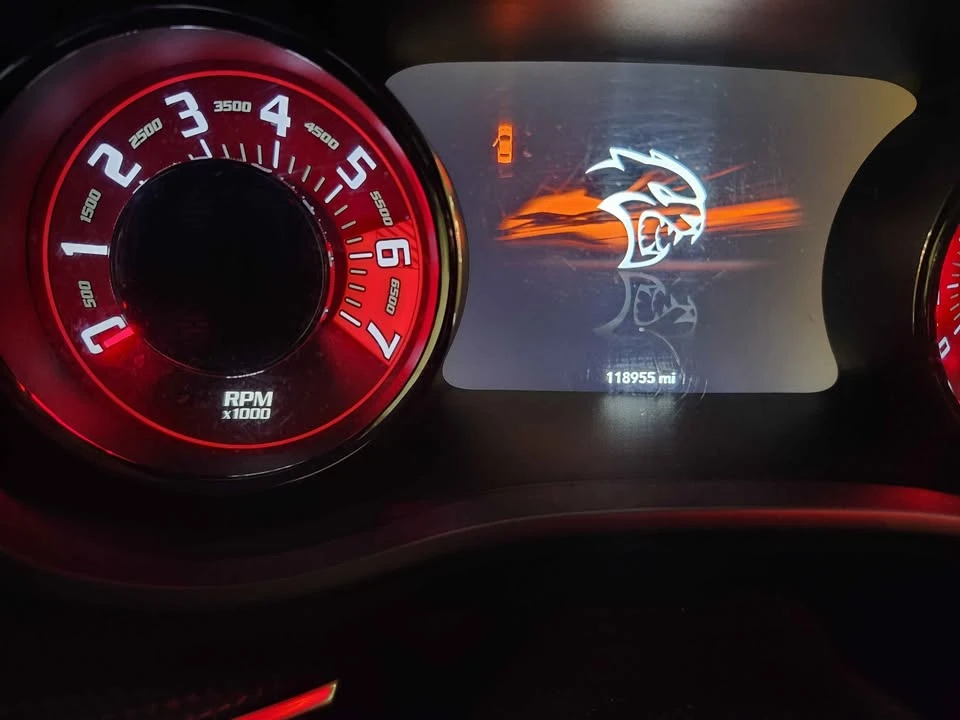 2017 Dodge Challenger SRT Hellcat 3rd Gen - Image 7 of 19