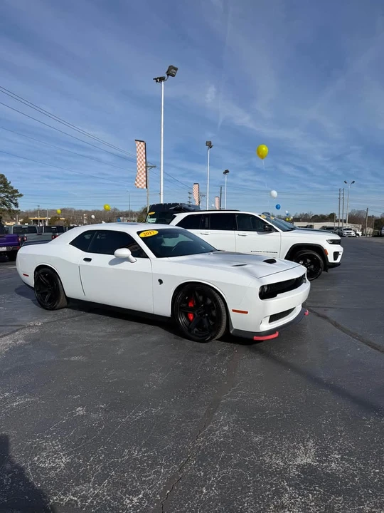 2017 Dodge Challenger SRT Hellcat 3rd Gen - Image 6 of 15