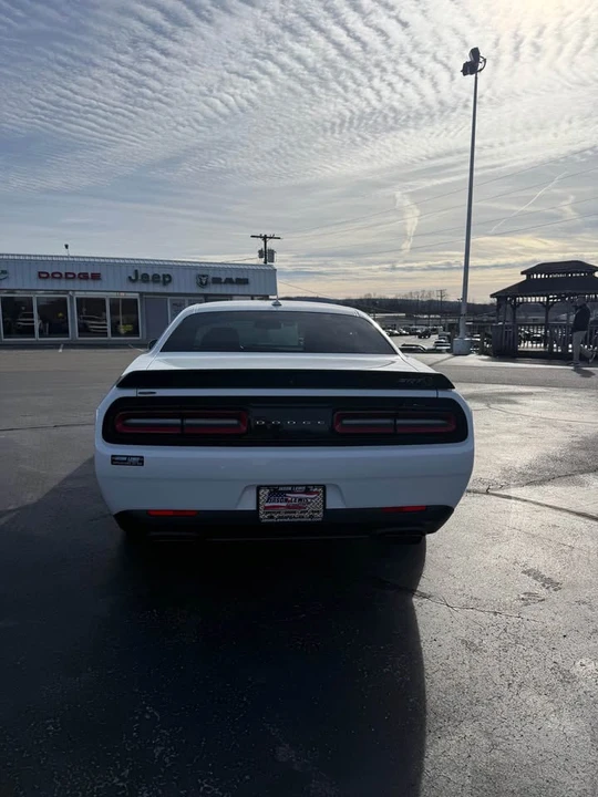 2017 Dodge Challenger SRT Hellcat 3rd Gen - Image 4 of 15