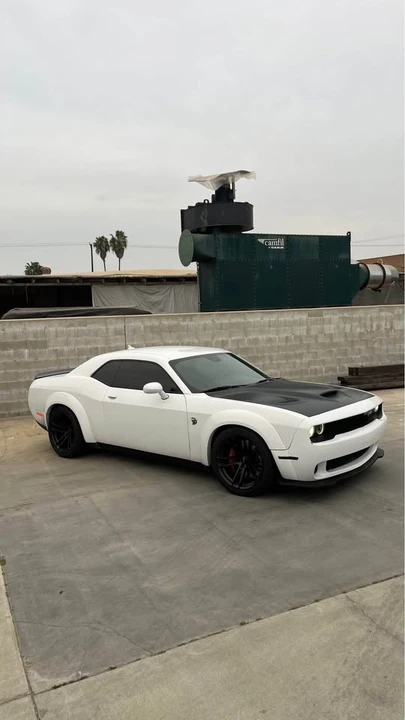 2017 Dodge Challenger SRT Hellcat 3rd Gen - Image 4 of 7