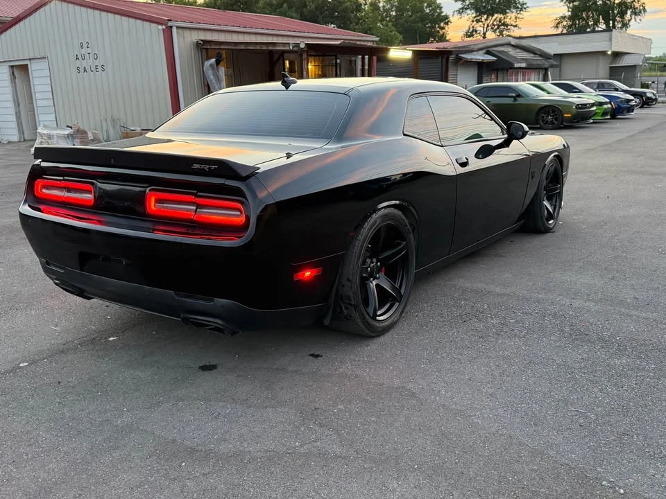 2017 Dodge Challenger SRT Hellcat 3rd Gen - Image 4 of 16