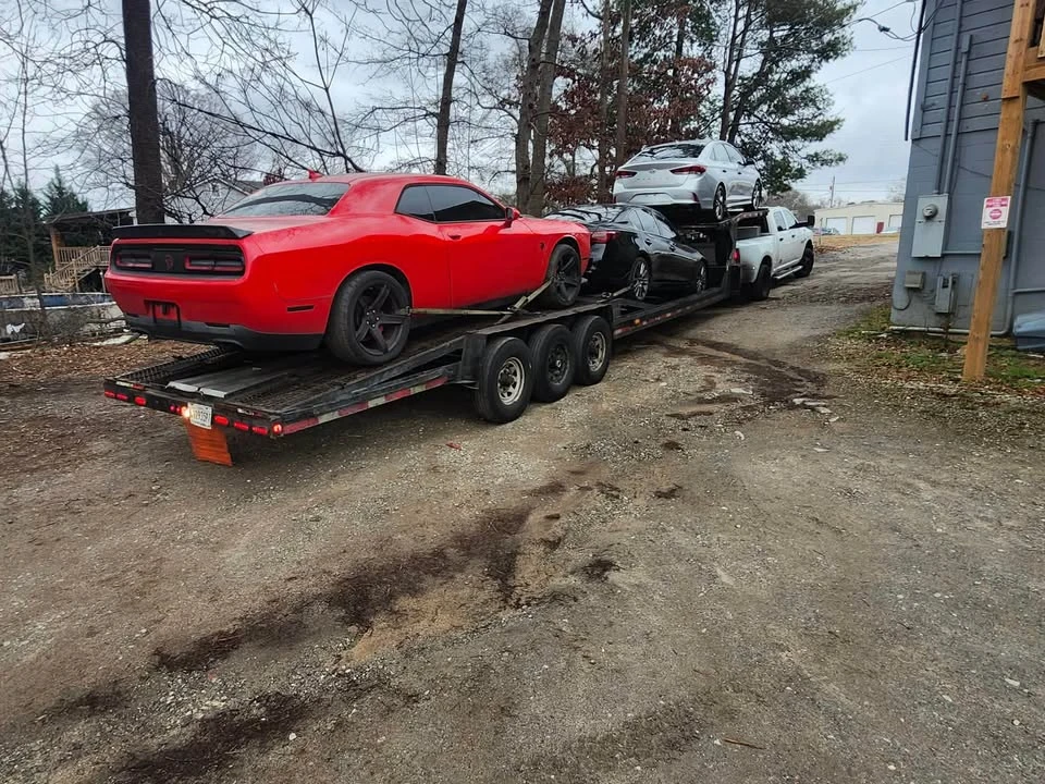 2017 Dodge Challenger SRT Hellcat 3rd Gen - Image 2 of 2