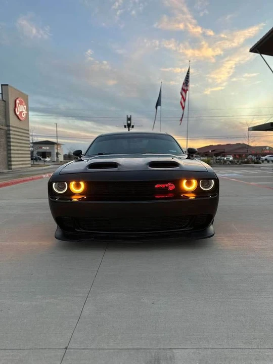 2017 Dodge Challenger SRT Hellcat 3rd Gen - Image 3 of 17