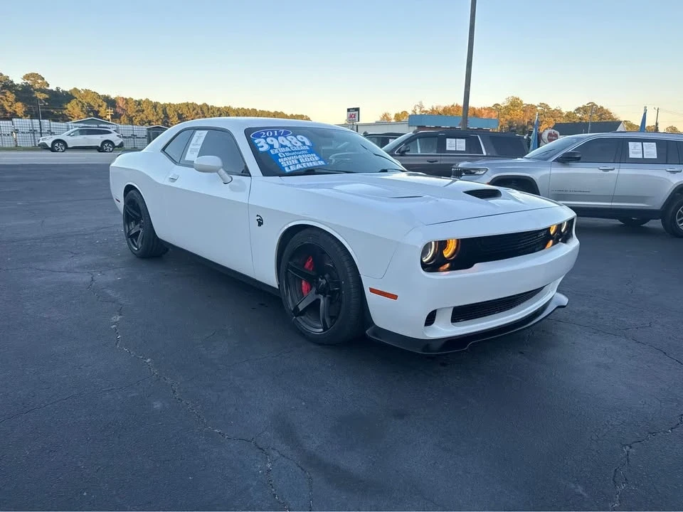 2017 Dodge Challenger SRT Hellcat 3rd Gen - Image 7 of 16