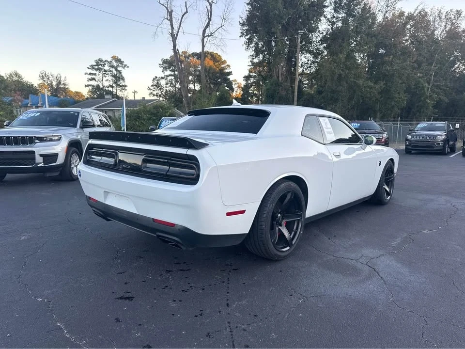 2017 Dodge Challenger SRT Hellcat 3rd Gen - Image 5 of 16