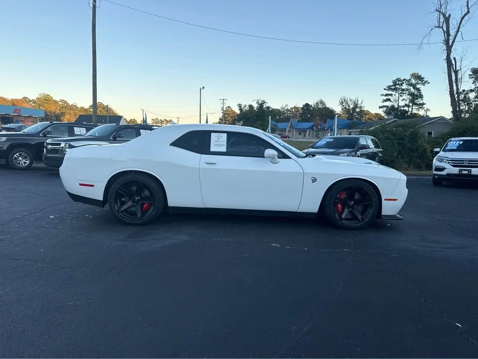 2017 Dodge Challenger SRT Hellcat 3rd Gen - Image 6 of 16
