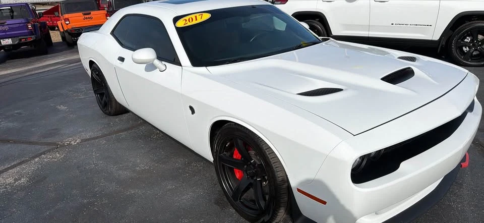 2017 Dodge Challenger SRT Hellcat 3rd Gen - Image 4 of 7