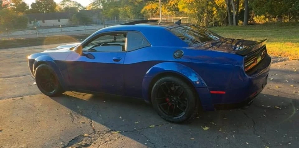 2017 Dodge Challenger SRT Hellcat 3rd Gen - Image 2 of 11