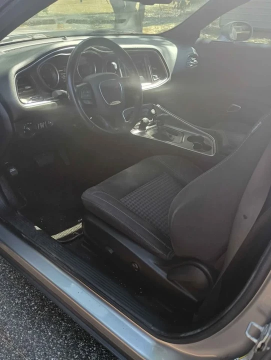 2017 Dodge Challenger 3rd Gen - Image 10 of 12