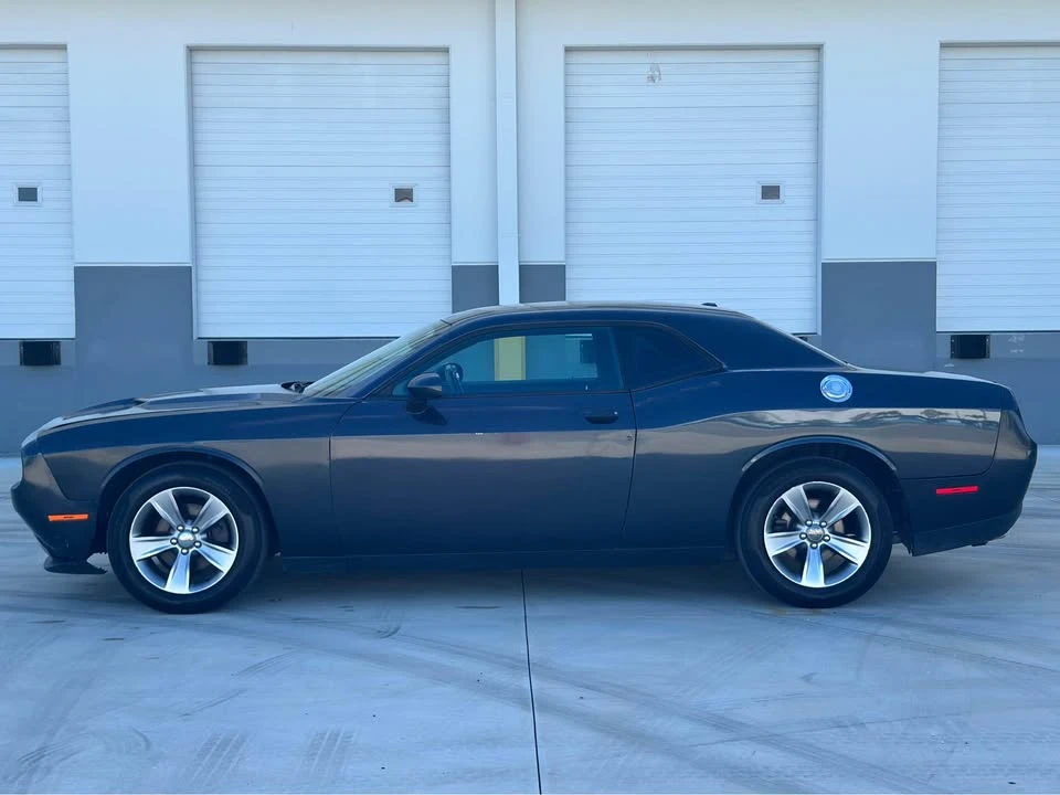 2017 Dodge Challenger 3rd Gen - Image 4 of 10