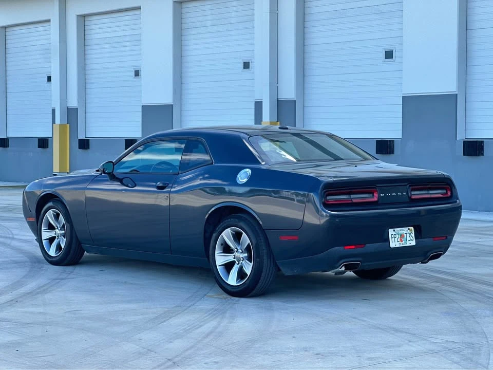 2017 Dodge Challenger 3rd Gen - Image 5 of 10