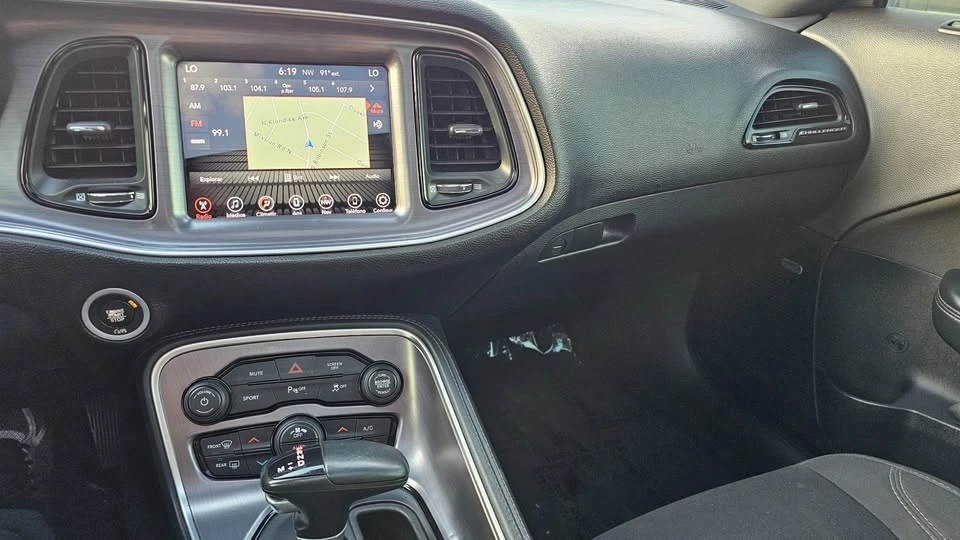 2017 Dodge Challenger 3rd Gen - Image 8 of 11