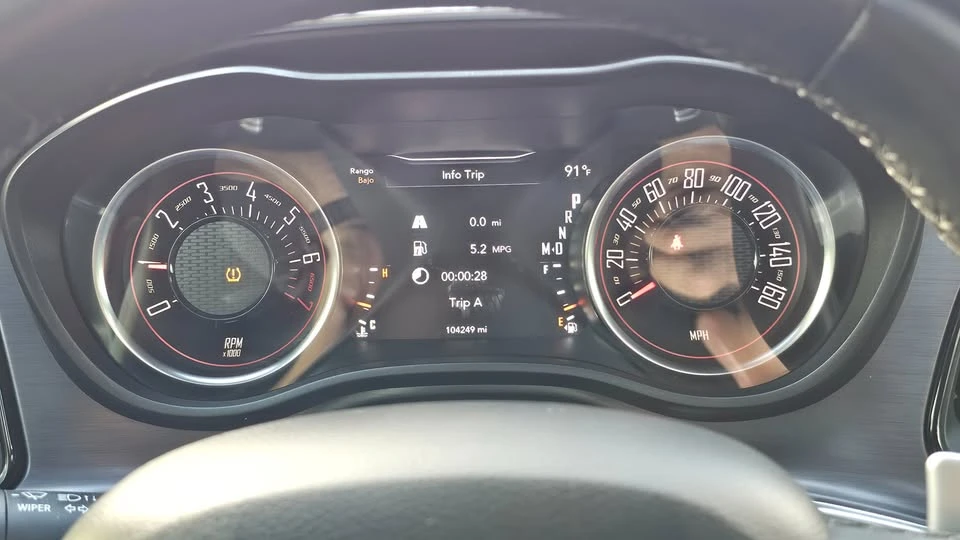 2017 Dodge Challenger 3rd Gen - Image 9 of 11