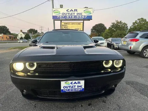 2017 Dodge Challenger SXT