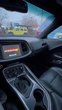 2017 Dodge Challenger SXT