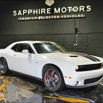 2017 Dodge Challenger SXT