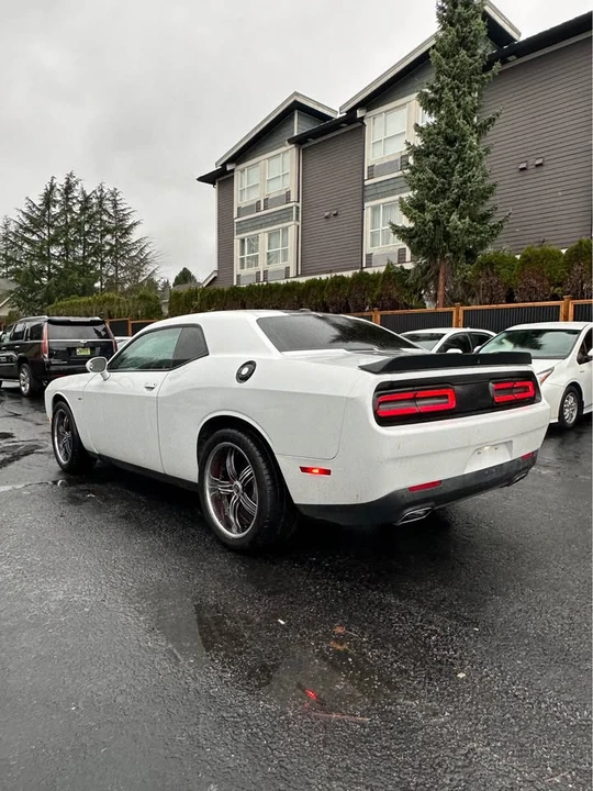2017 Dodge Challenger 3rd Gen - Image 7 of 12