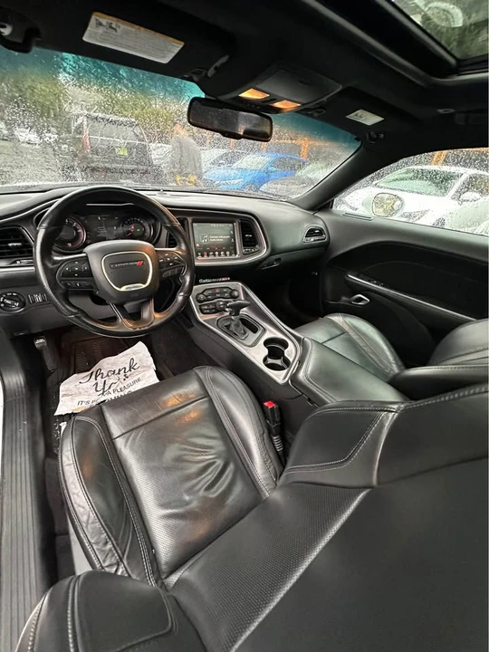 2017 Dodge Challenger 3rd Gen - Image 10 of 12