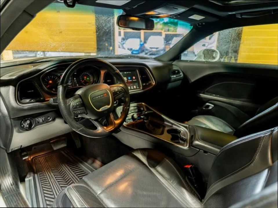 2017 Dodge Challenger 3rd Gen - Image 17 of 20