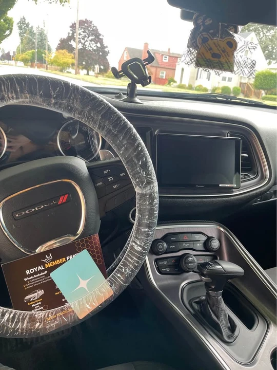 2017 Dodge Challenger 3rd Gen - Image 9 of 12