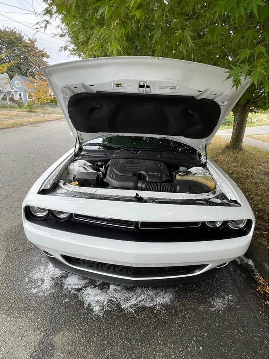 2017 Dodge Challenger 3rd Gen - Image 3 of 12