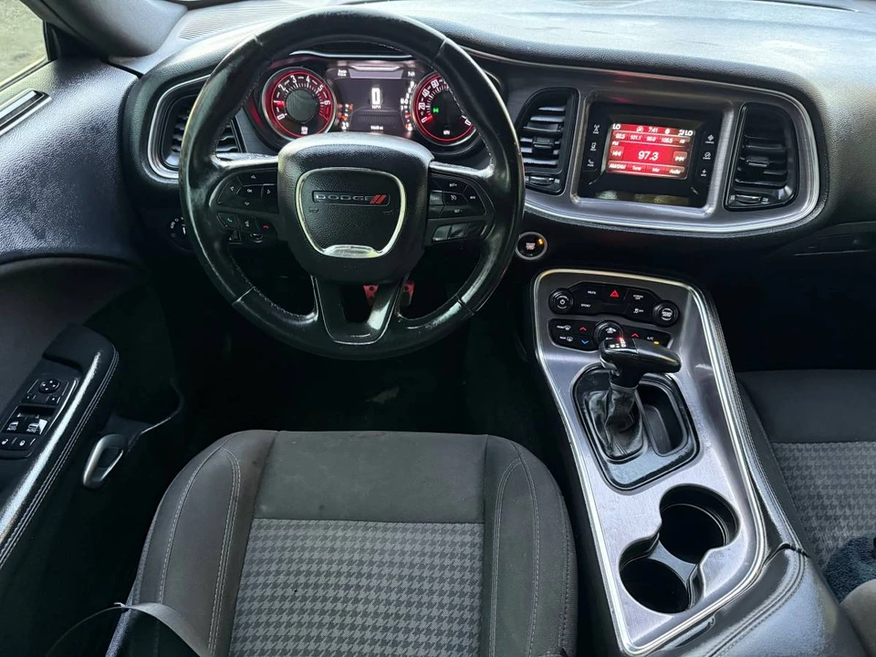 2017 Dodge Challenger 3rd Gen - Image 12 of 17
