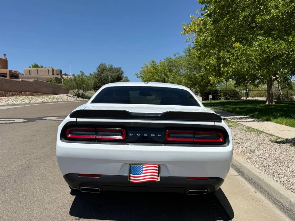2017 Dodge Challenger 3rd Gen - Image 8 of 17