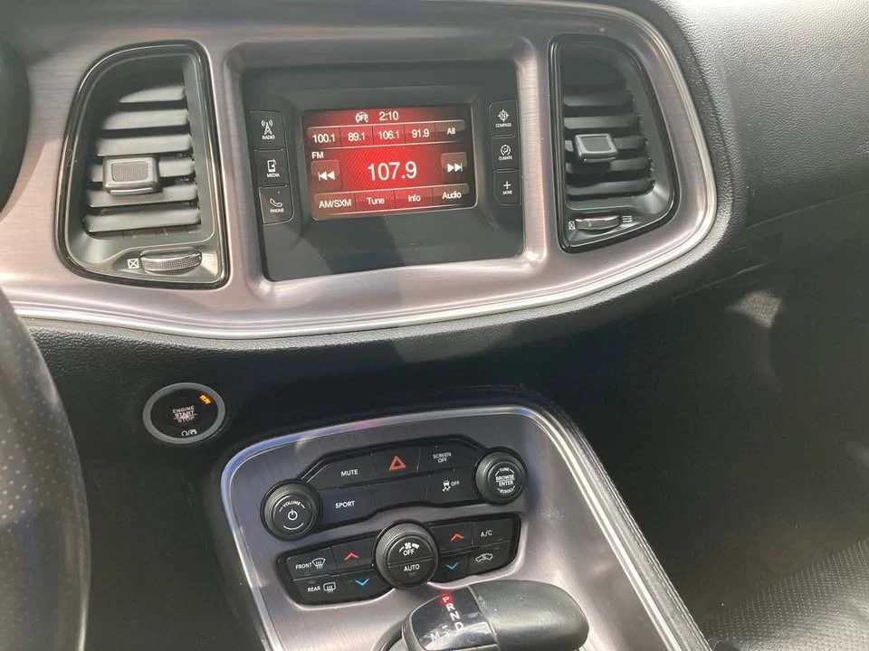 2017 Dodge Challenger 3rd Gen - Image 6 of 8