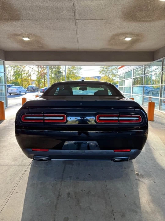 2017 Dodge Challenger 3rd Gen - Image 4 of 11