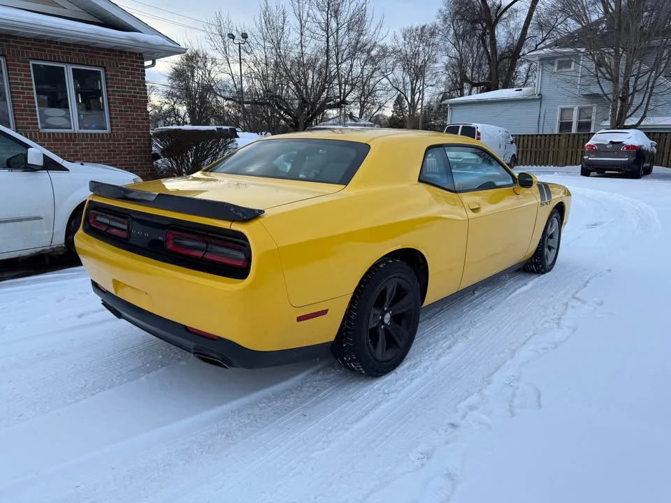 2017 Dodge Challenger 3rd Gen - Image 6 of 14