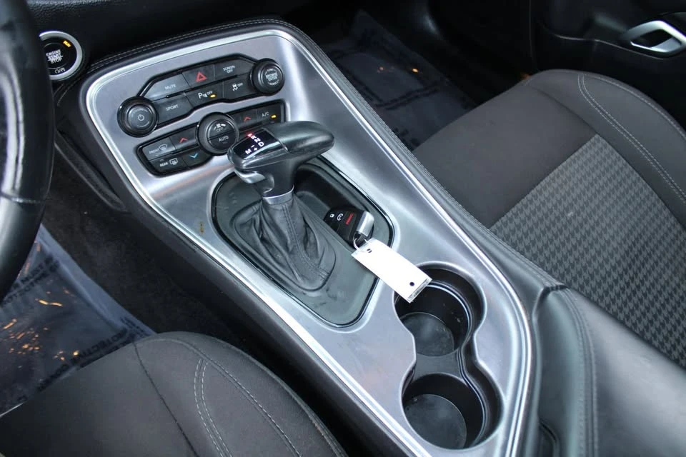 2017 Dodge Challenger 3rd Gen - Image 13 of 18