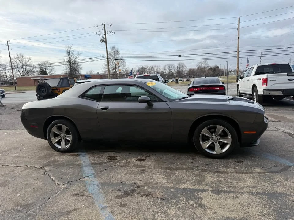 2017 Dodge Challenger 3rd Gen - Image 4 of 10