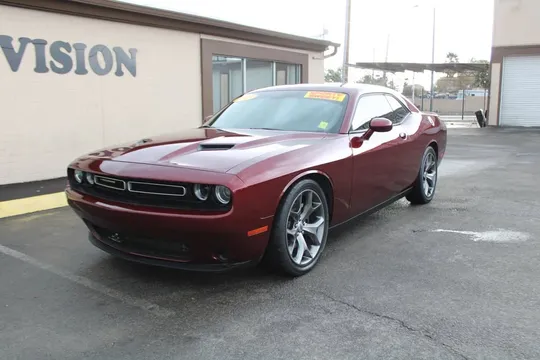 2017 Dodge Challenger SXT