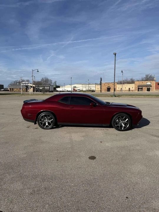 2017 Dodge Challenger 3rd Gen - Image 5 of 15