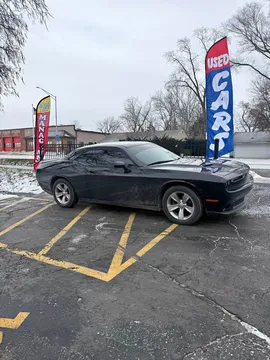 2017 Dodge Challenger SXT Coupe