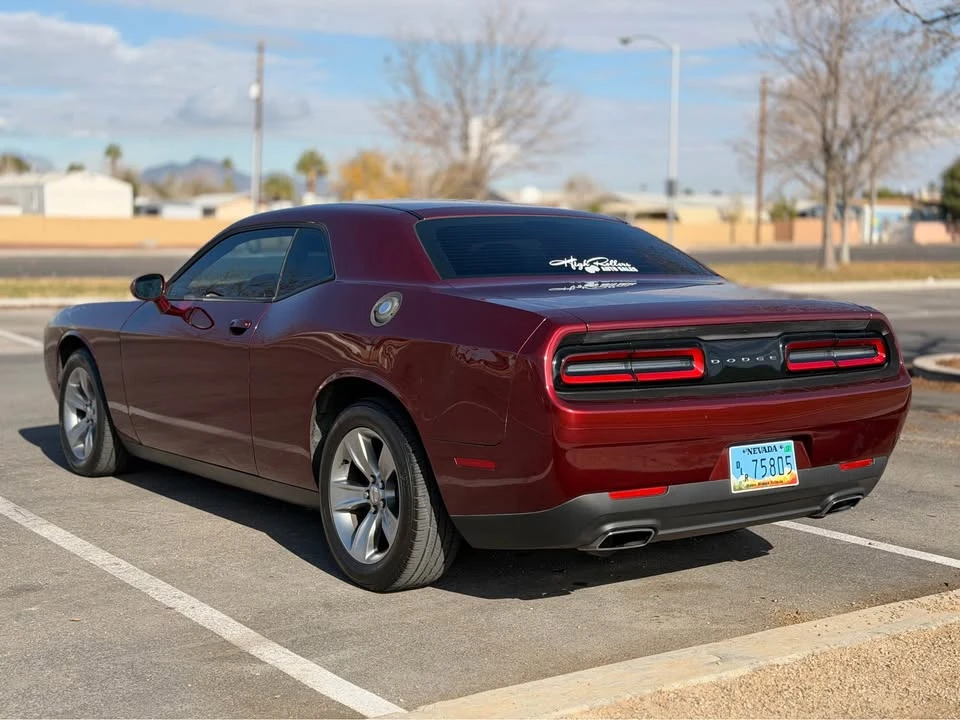 2017 Dodge Challenger 3rd Gen - Image 5 of 10