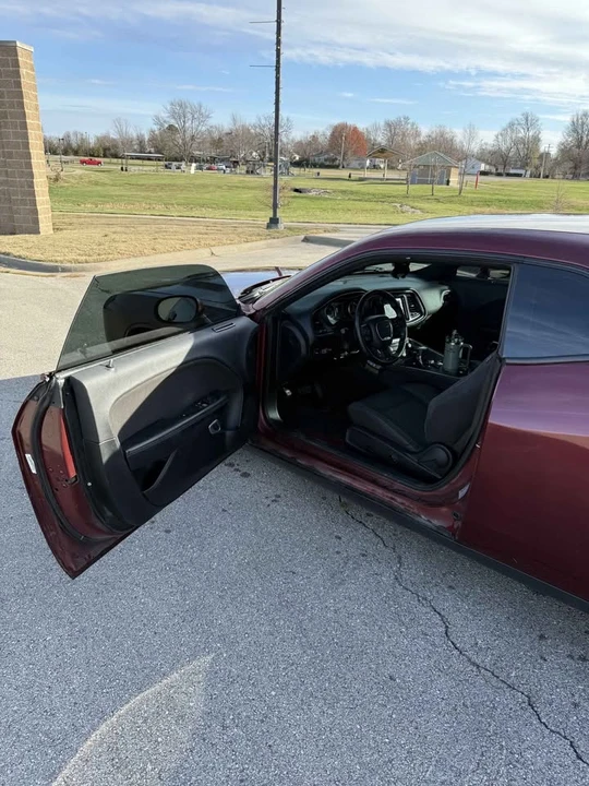 2017 Dodge Challenger 3rd Gen - Image 7 of 15
