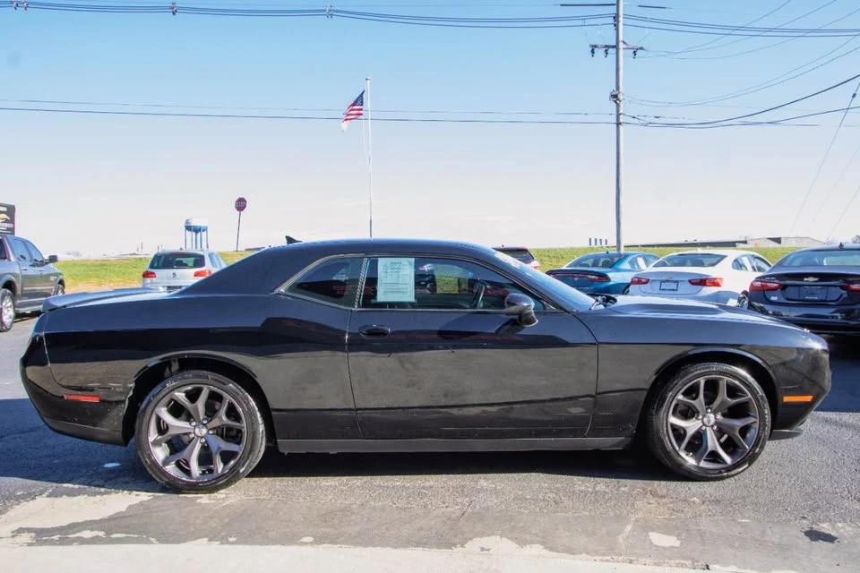 2017 Dodge Challenger 3rd Gen - Image 3 of 9