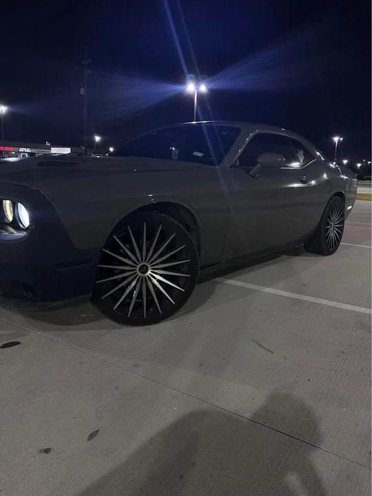 2017 Dodge Challenger 3rd Gen - Image 2 of 6