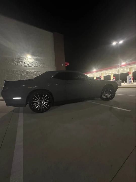 2017 Dodge Challenger 3rd Gen - Image 5 of 6