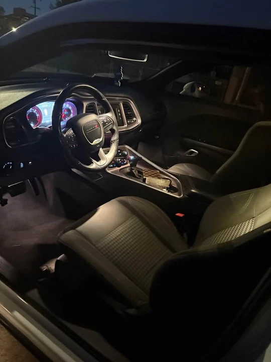 2017 Dodge Challenger 3rd Gen - Image 8 of 9