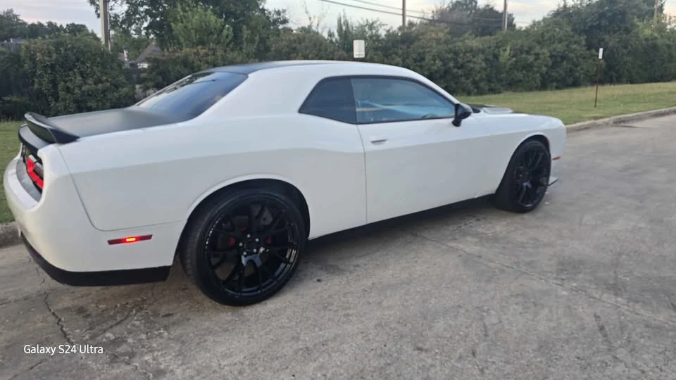 2017 Dodge Challenger 3rd Gen - Image 8 of 15