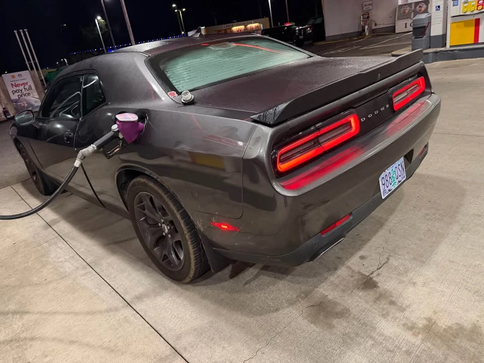 2017 Dodge Challenger 3rd Gen - Image 11 of 15