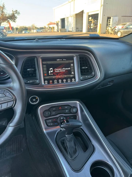 2017 Dodge Challenger 3rd Gen - Image 9 of 15