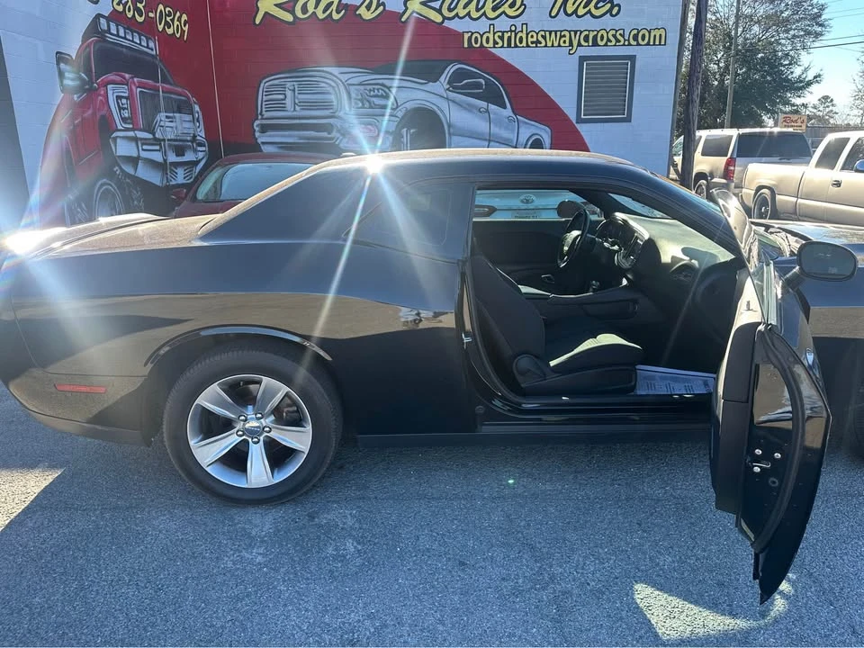 2017 Dodge Challenger 3rd Gen - Image 6 of 19