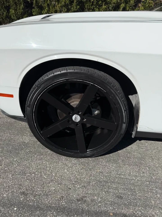 2017 Dodge Challenger 3rd Gen - Image 6 of 9