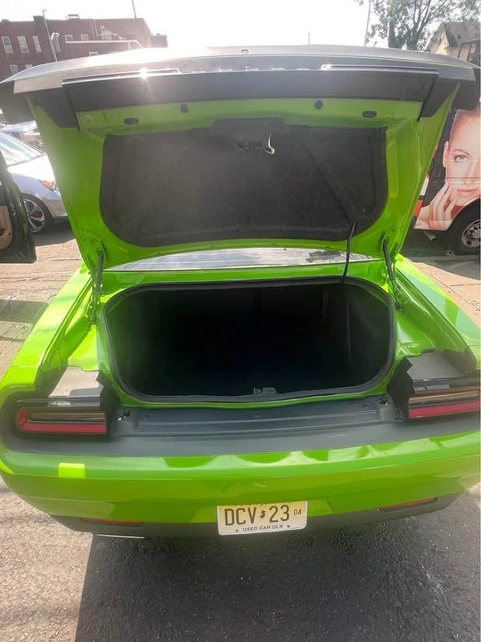 2017 Dodge Challenger 3rd Gen - Image 10 of 12