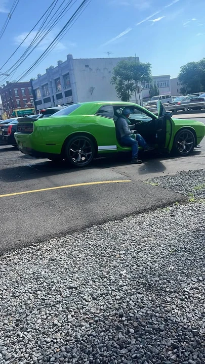 2017 Dodge Challenger 3rd Gen - Image 4 of 12