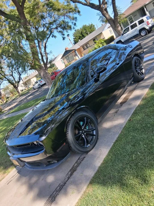 2017 Dodge Challenger 3rd Gen - Image 5 of 9